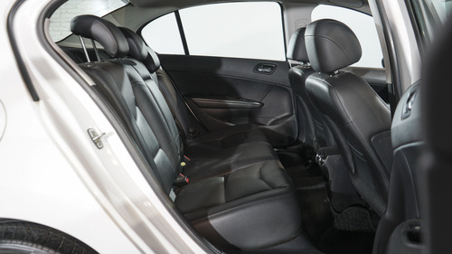 Peugeot 408 1.6 Allure Plus Hdi 115cv 2013