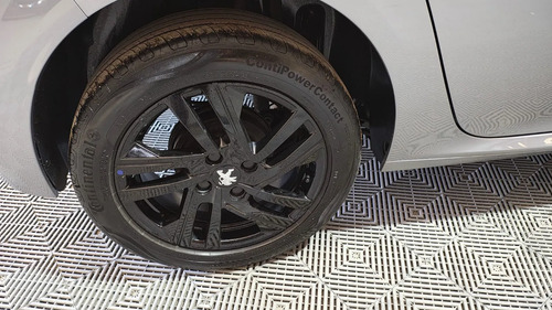 Peugeot 208 1.6 Style Mt 2023