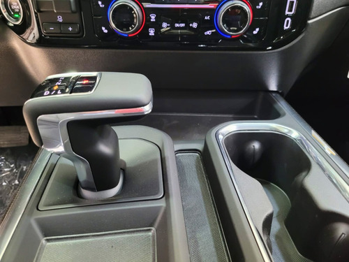 Chevrolet Silverado 5.3 V8 4X4 Z71 TRAIL BOSS AT10 2026