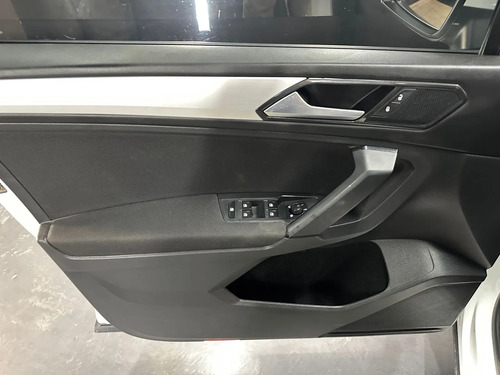 Volkswagen Tiguan 1.4 T ALLSPACE TRENDLINE AT L17 2019