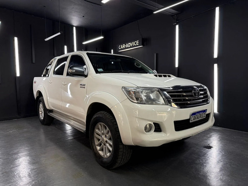 Toyota Hilux 3.0 TDI 4X2 DC SRV CUERO L12 2012
