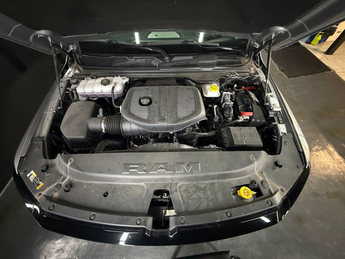 RAM 1500 3.0 DC 4X4 LARAMIE AT8 2025