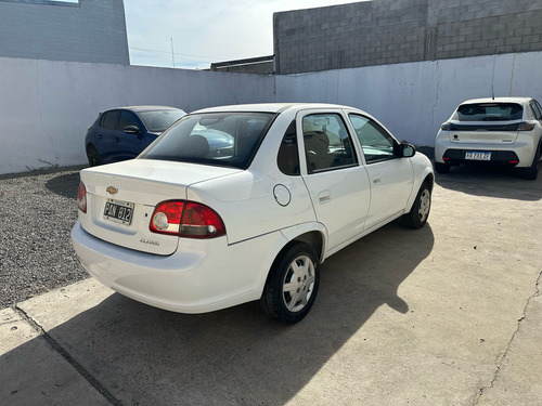 Chevrolet Classic 4P LS ABS+AIRBAG 1.4N 2015