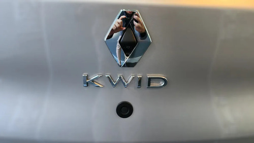 Renault Kwid 1.0 Sce 66Cv Iconic Bitono 2026