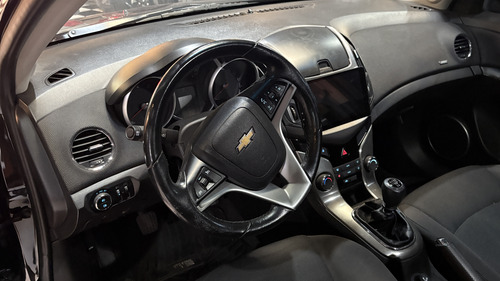 Chevrolet Cruze 1.8 Lt Mt 5 p 2015
