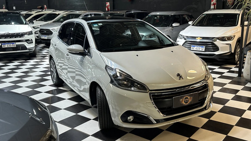 Peugeot 208 1.6 Feline 2018
