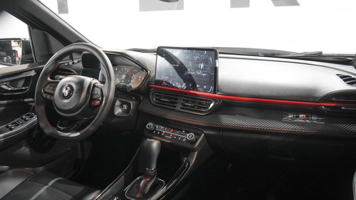 Fiat FASTBACK 1.3 Abarth T270 At6 2026