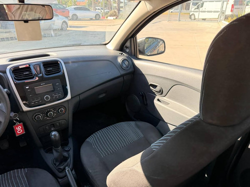 Renault Sandero Ii 1.6 8v Authentique 2017