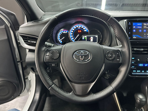 Toyota Yaris 1.5 XLS PACK CVT 5P L20 2022