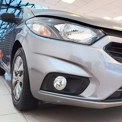 Chevrolet Onix plus 1.4 Joy Black 2020