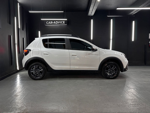 Renault Stepway 1.6 INTENS L19 2023