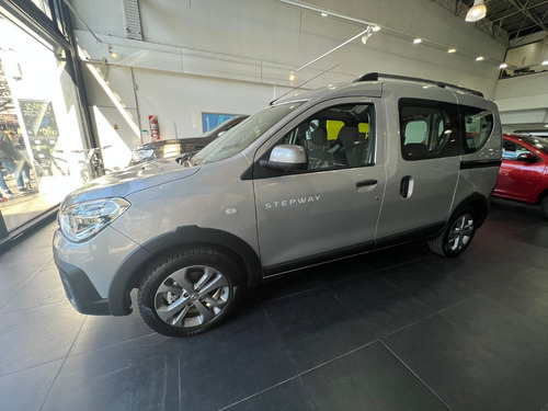 Renault Kangoo Ii 1.6 Sce Stepway 2025