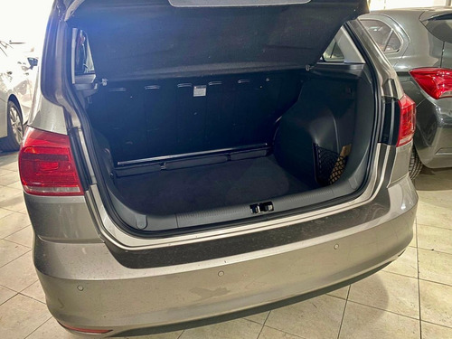 Volkswagen Suran 1.6 Trendline 2016