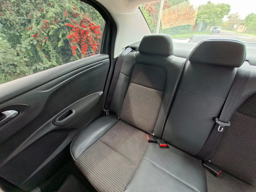 Peugeot 301 ALLURE PLUS 1.6 2018