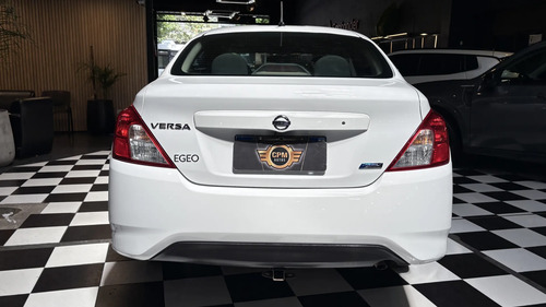 Nissan Versa 1.6 Sense Mt 2016