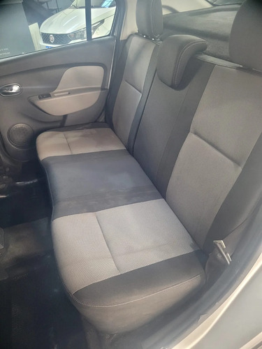 Renault Logan 1.6 Privilege 105cv 2015