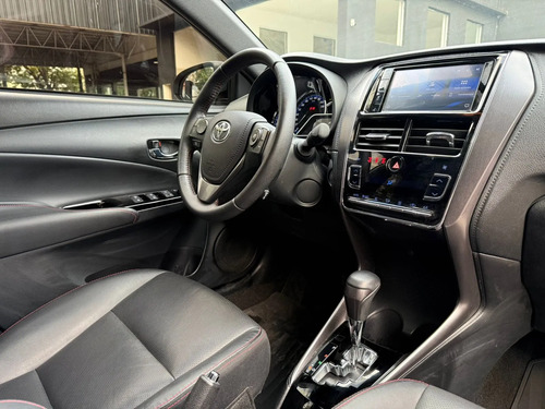 Toyota Yaris 1.5 S CVT 5P 2022