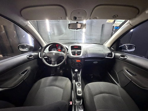 Peugeot 207 COMPACT 1.4 HDI 5 P.XSALLURE 2012