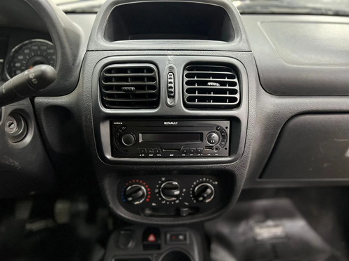 Renault Clio 1.2 Mío Authentique Pack Abs Abcp 2015