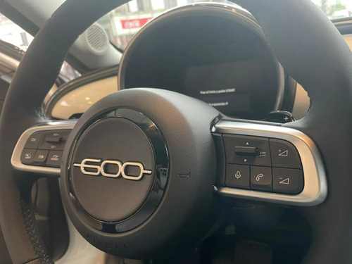 Fiat 600 hybrid 1.2 E-Dct 2026