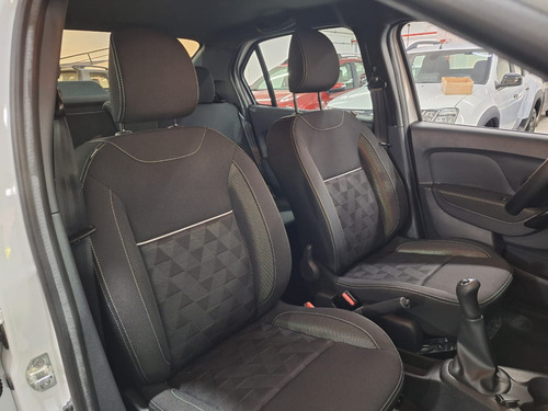 Renault Logan 1.6 16v Intense 2026