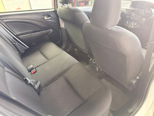 Toyota Etios 1.5 X 6mt My19 2023