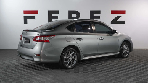 Nissan Sentra 2.0 Sr Cvt 2015