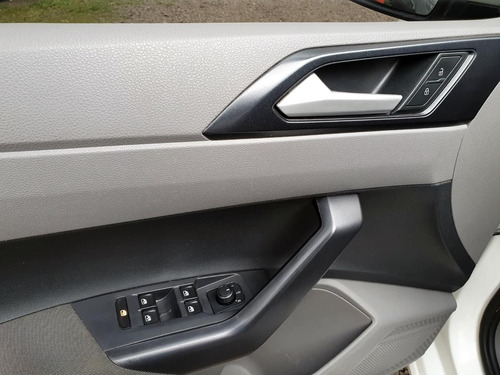 Volkswagen Polo 1.6 Comfortline 2019