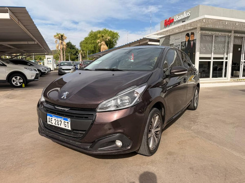 Peugeot 208 1.6 5p Feline 2020