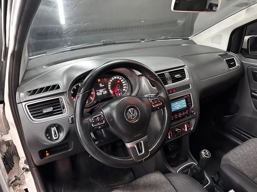 Volkswagen Fox 1.6 HIGHLINE 3P L10 2014