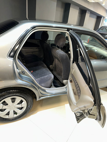 Toyota Corolla 1.8 Xe At 2001