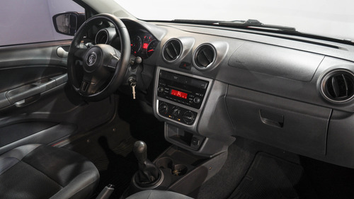 Volkswagen Saveiro 1.6 Gp Cs 101cv Aa+dh 2015