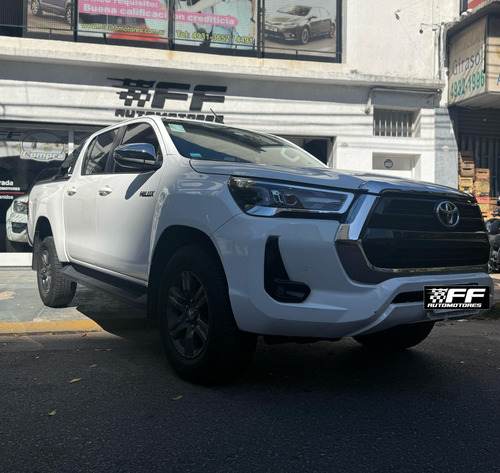 Toyota Hilux Pick-Up 2.8 Cd Srv 177cv 4x2 At 2023