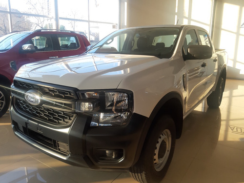 Ford Ranger XL 2.0L Diesel Cabina Doble 4x2 2024