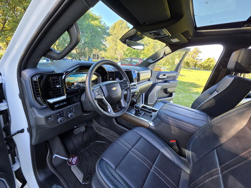 Chevrolet Silverado 5.3 V8 High Country 2025