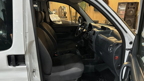 Citroën Berlingo Furgon 1.4 Bussines 75cv Mixto 2017