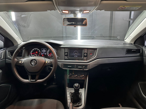Volkswagen Polo 1.6 MSI TRENDLINE 5P L18 2021