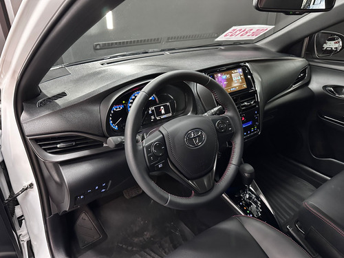 Toyota Yaris 1.5 S CVT 5P 2025