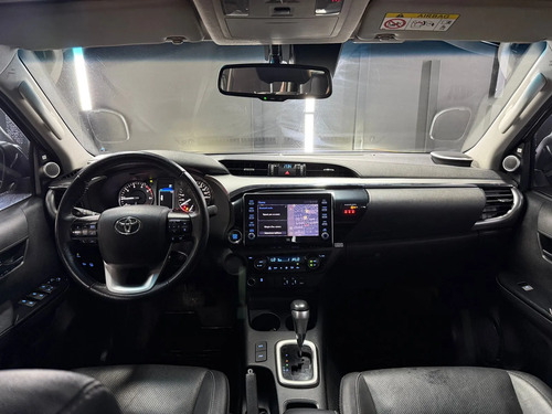 Toyota Hilux 2.8 TDI 4X2 DC SRX AT6 L21 2022