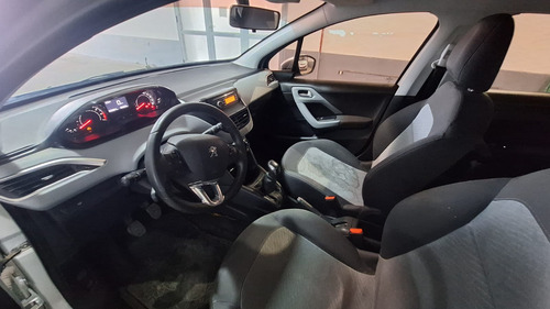Peugeot 208 Allure 1.6 N 2014