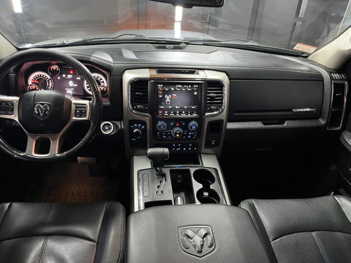 RAM 1500 5.7 DC 4X4 LARAMIE AT L13 2020