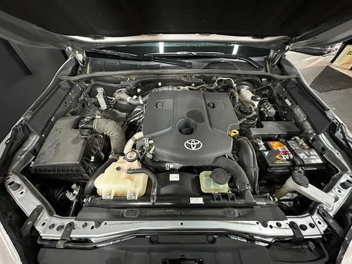 Toyota Hilux 2.8 TDI 4X2 DC SRV L16 2018