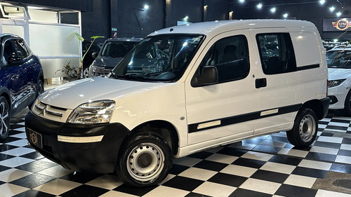 Citroën Berlingo Furgon 1.4 Bussines 75cv Mixto 2017