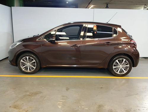 Peugeot 208 1.6 5 P Feline 2018