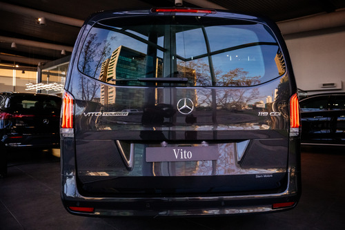 Mercedes-Benz Vito 1.9 119 Cdi Tourer Pasajeros 9+1 At 2025
