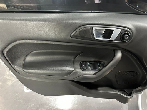 Ford Fiesta 1.6 TITANIUM POWERSHIFT KD 5P L13 2015