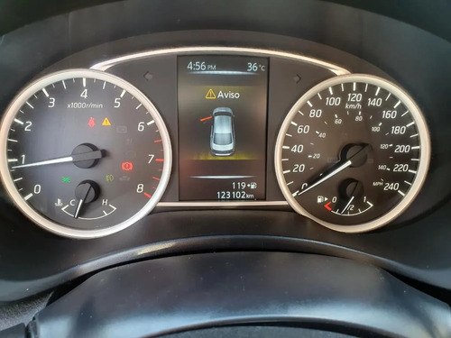 Nissan Sentra 1.8 Advance Pure Drive 2017