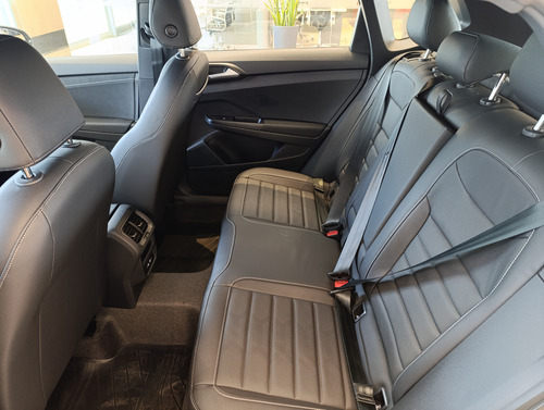 Volkswagen Taos 1.4 250 Tsi Highline Tiptronic 2025