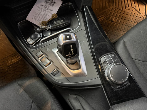 BMW 320 I SEDAN SPORTLINE L18 2018