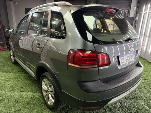 Volkswagen Suran Cross 1.6 Highline 2017